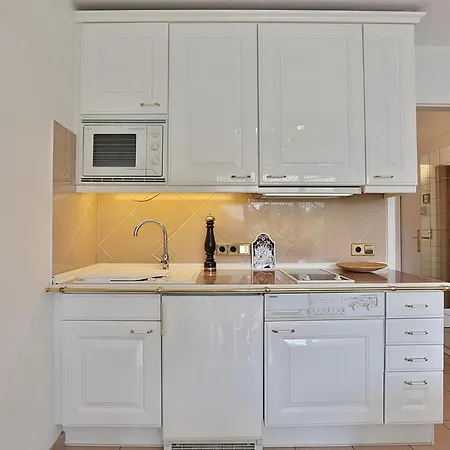 Bergstrasse 62 Bergstrasse 62 19 * Timmendorfer Strand